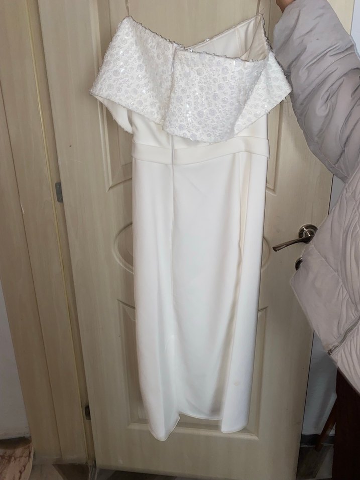 Beyaz Straplez Uzun Düz Gelinlik - Görsel 3