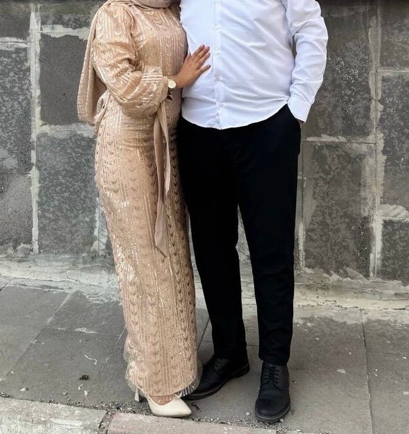 Bej Dantel Detaylı Uzun Abiye Elbise - Görsel 3