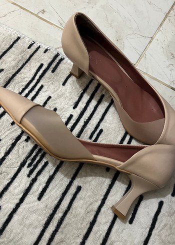 Bej Minimalist Stiletto Topuklu Kadın Ayakkabı - Görsel 3