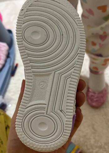 Kız Çocuk Nike Çok Renkli Spor Ayakkabı - Görsel 4