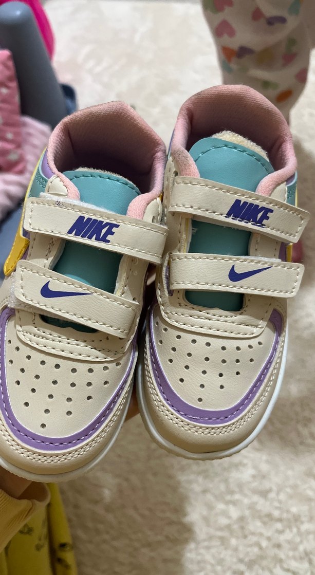 Kız Çocuk Nike Çok Renkli Spor Ayakkabı - Görsel 2