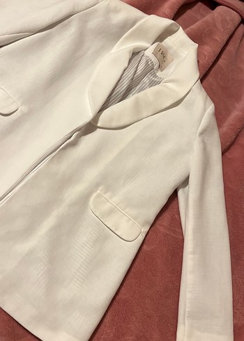 Beyaz ceket - Görsel 3