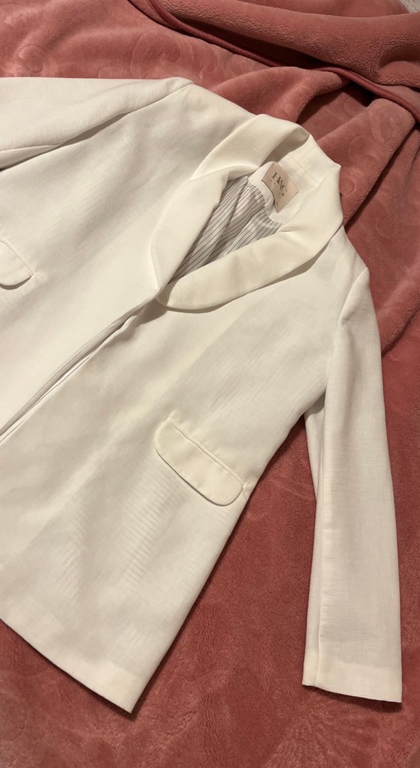 Beyaz ceket - Görsel 3