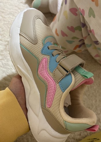 Kız Çocuk Çok Renkli Bağcıklı Spor Ayakkabı - Görsel 4