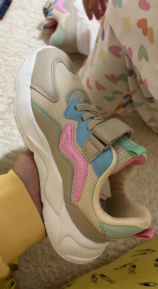 Kız Çocuk Çok Renkli Bağcıklı Spor Ayakkabı - Görsel 4