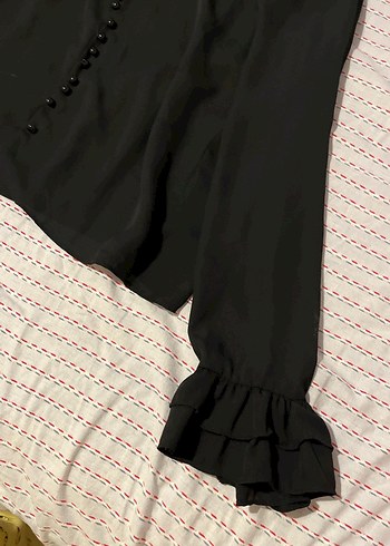 Düğmeli Siyah Uzun Kollu Gotik Bluz - Görsel 2