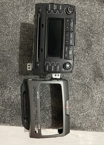 Siyah Araç Müzik Sistemi Ünitesi - Görsel 3