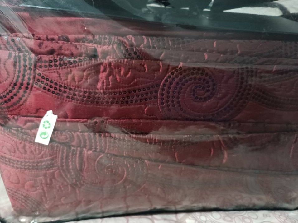 Bordo Nakışlı Yatak Örtüsü - Görsel 5