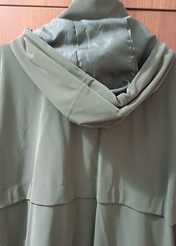 Uzun Düğmeli Yağmurluk - Görsel 4