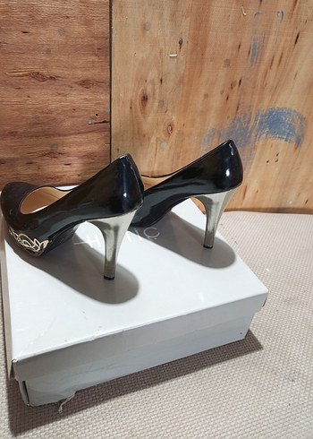 Siyah Parlak Yılan Desenli Stiletto - Görsel 2