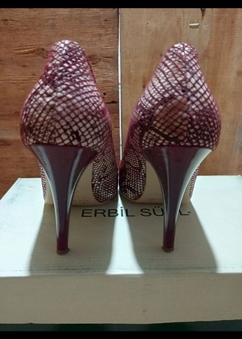 Bordo Yılan Desenli Süet Stiletto - Görsel 3