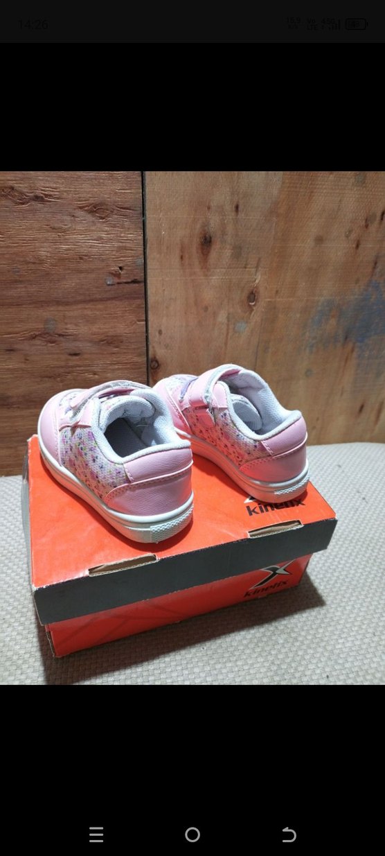 Kız Çocuk Pembe Baskılı Cırt Cırtlı Spor Ayakkabı - Görsel 2