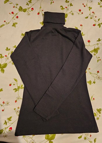 Siyah Boğazlı Kadın Kazak - Görsel 2