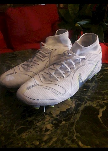 Beyaz Erkek Futbol Ayakkabısı Velcro Detaylı - Görsel 2