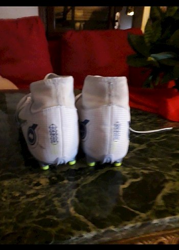 Beyaz Erkek Futbol Ayakkabısı Velcro Detaylı - Görsel 4