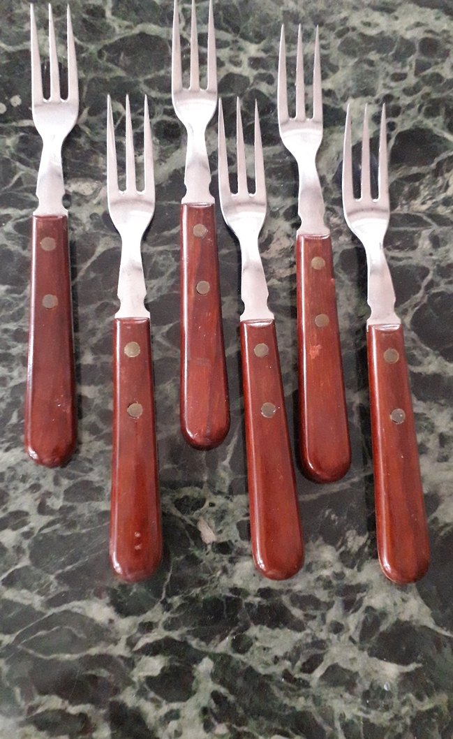 Kahverenkli ahşap Saplı 6 Adet Çatal Seti - Görsel 3