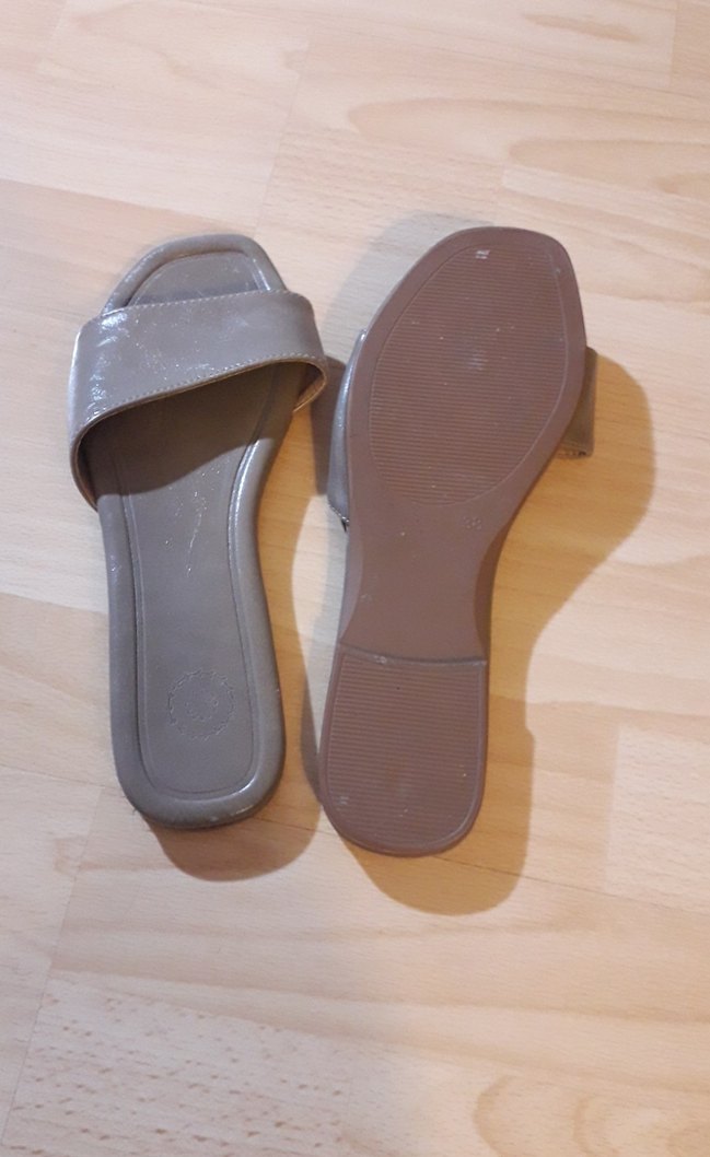 Koyu Bej Kadın Düz Terlik - Görsel 3