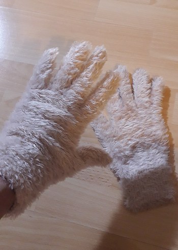 Peluş Detaylı Kadın Pudra Rengi Eldiven - Görsel 2