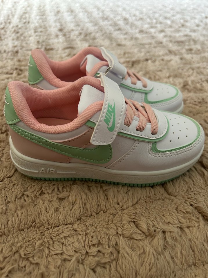 Kız Çocuk Beyaz Nike Spor Ayakkabı - Görsel 2