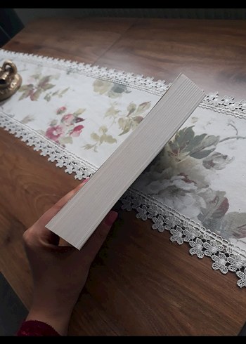 Neredeyse Sıradan Bir Aile - M.T. Edvardsson - Görsel 3