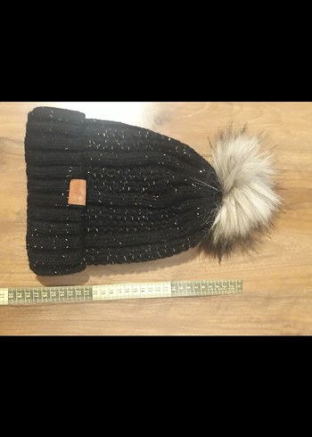 Kürk Detaylı Siyah Kadın Yün Bere - Görsel 4