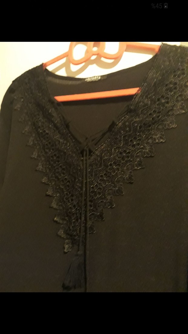 Dantel Detaylı Siyah Kadın Bluz - Görsel 4