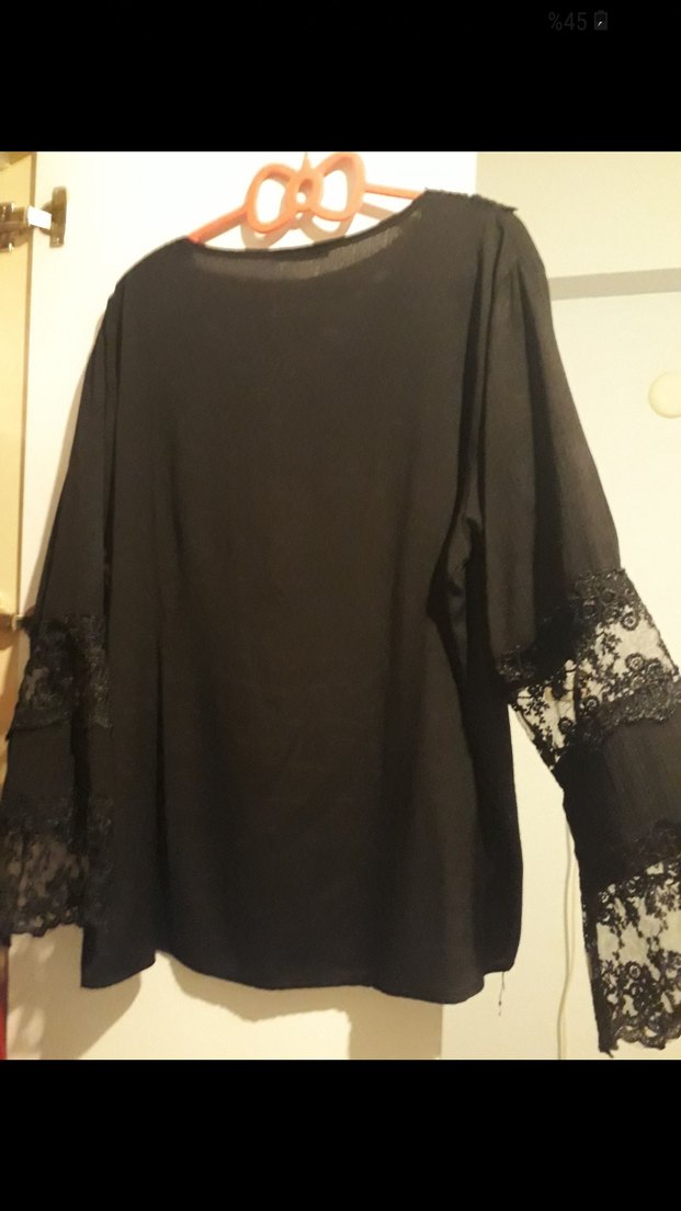 Dantel Detaylı Siyah Kadın Bluz - Görsel 5