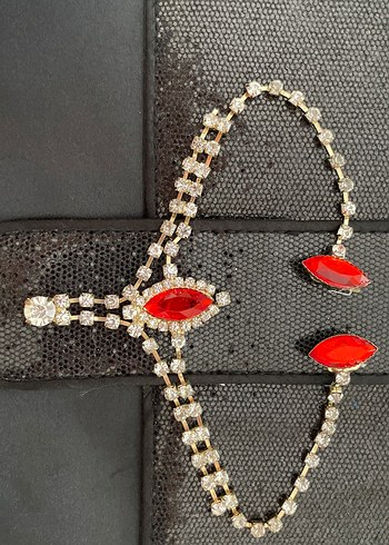 Kırmızı Taşlı Zincir Detaylı Kadın Saç Zinciri aksesuarı - Görsel 4