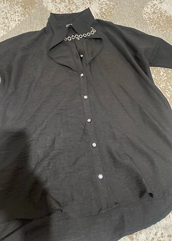 Siyah gömlek - Görsel 3