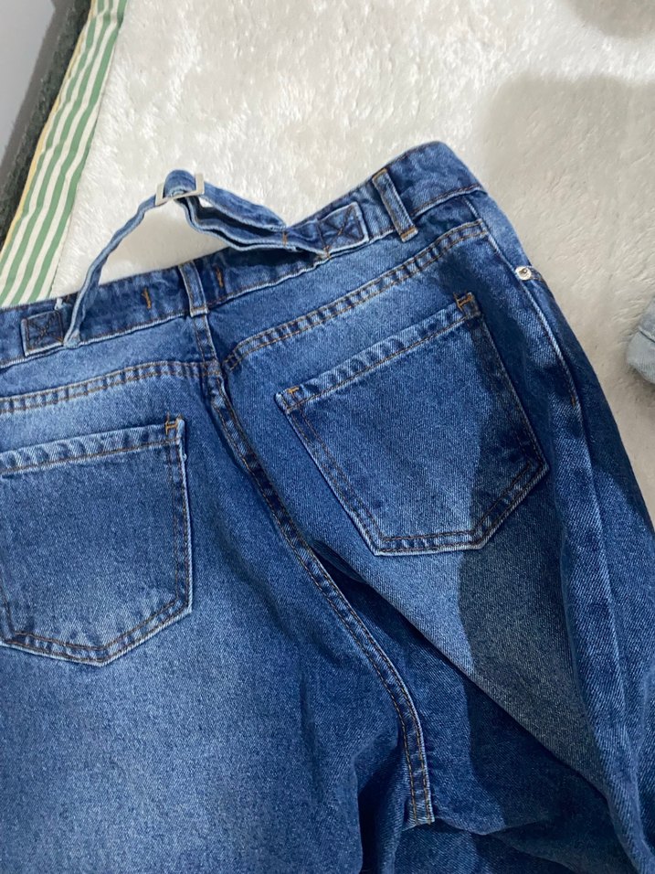 Düğmeli Loose Fit Midi Kadın Kot Pantolon - Görsel 3