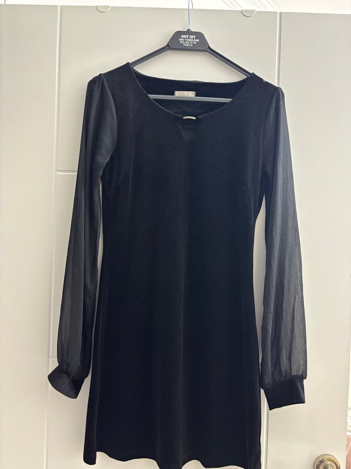 Siyah simli parti elbisesi - Görsel 3