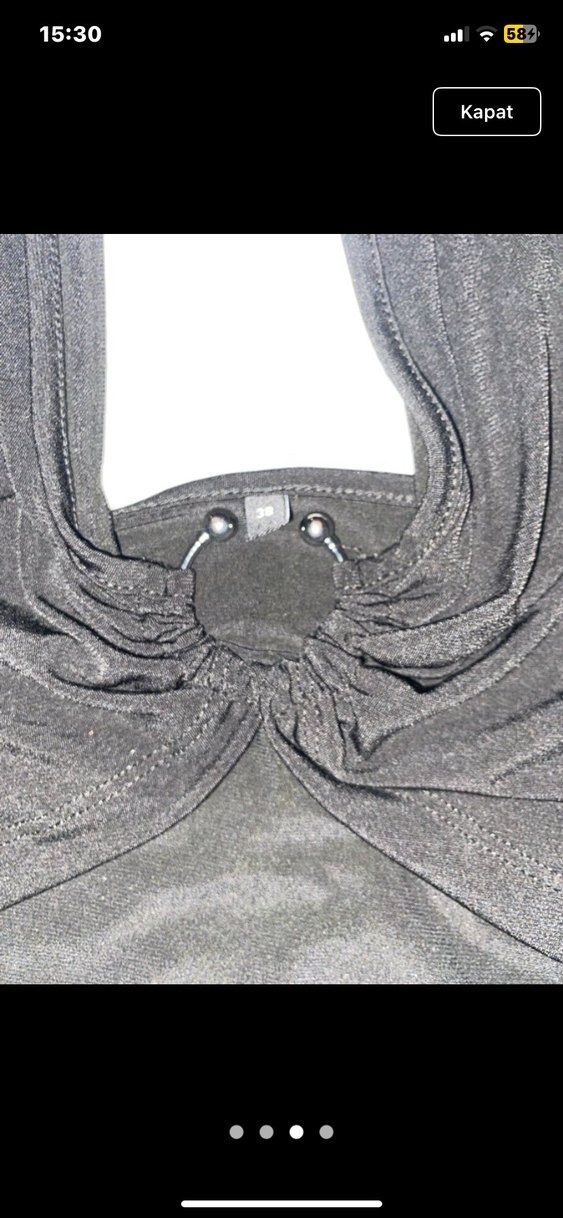 Siyah Drapeli V Yakalı Crop Top - Görsel 3