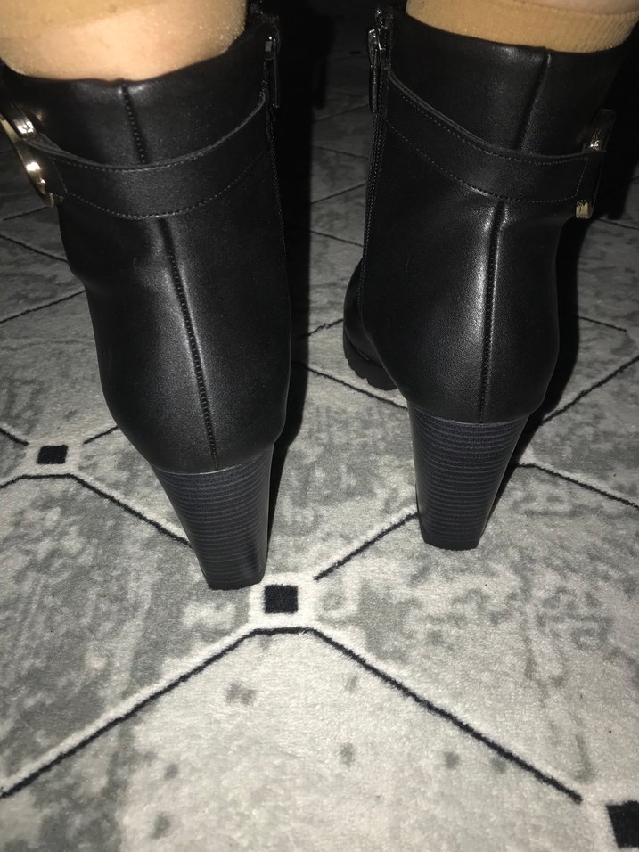 Siyah Deri Kadın Botlar Tokalı Topuklu - Görsel 3