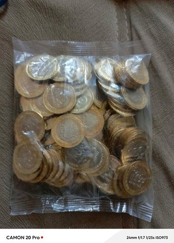 Minimalist Parlak Altın Erkek Rozeti - Görsel 2