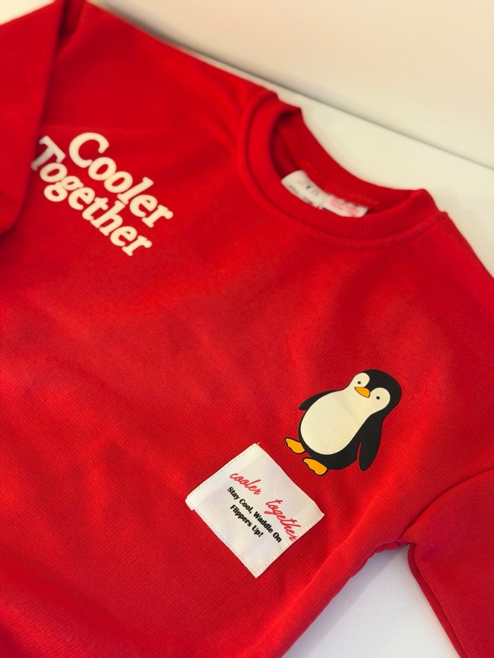 Erkek Çocuk Kırmızı Sweatshirt ve Siyah Eşofman - Görsel 3