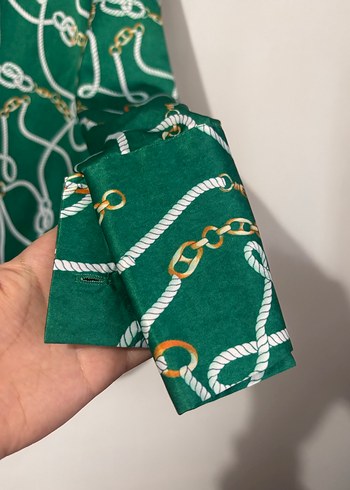 Zincir Detaylı Yeşil Uzun Kol Gömlek - Görsel 3