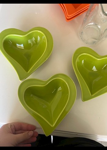 Turuncu Kalp Şeklinde Tabak Seti - Görsel 2