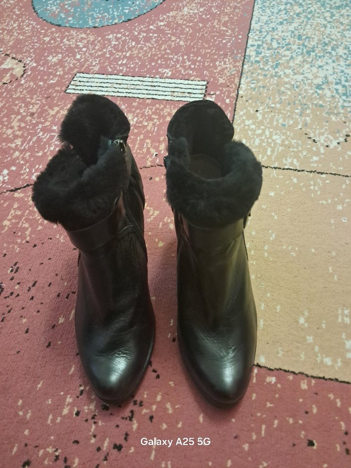 Tokalı Siyah Yüksek Topuklu Gotik Bot - Görsel 4