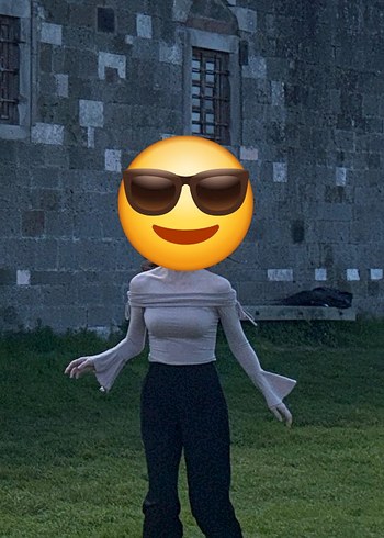 bluz kolları volanlı bej renk - Görsel 2