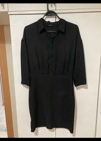 Siyah Yüksek Yakalı Ofis Elbisesi - Görsel 2