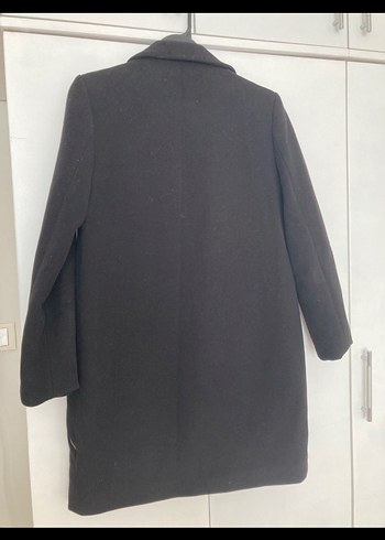 Siyah Düğmeli Kadın Kaban - Görsel 3