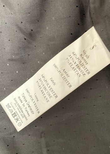 Siyah Düğmeli Kadın Kaban - Görsel 5