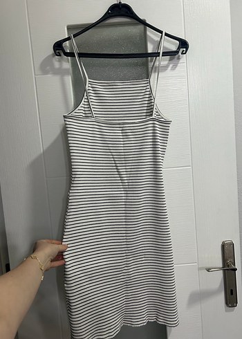 Çizgili Yırtmaçlı Midi Kadın Elbise - Görsel 2