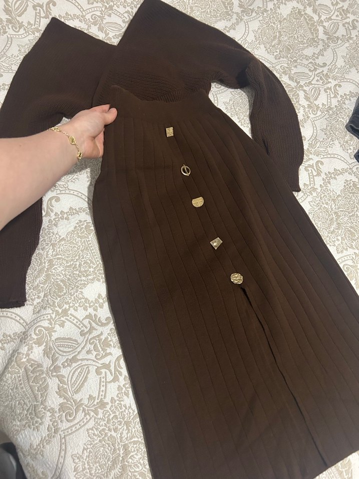 Düğmeli Kahverengi Uzun Triko Elbise - Görsel 4