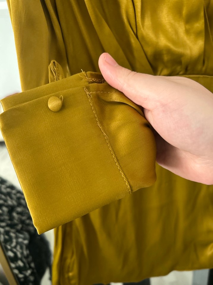 Uzun Kollu Drapeli Parlak yap yeşili elbise - Görsel 3