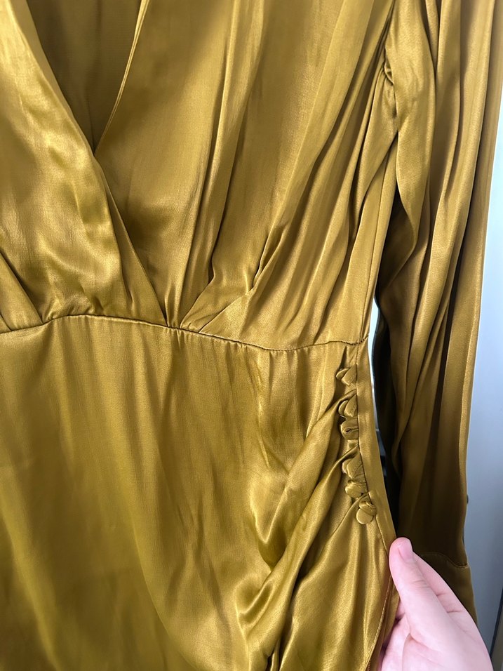 Uzun Kollu Drapeli Parlak yap yeşili elbise - Görsel 2