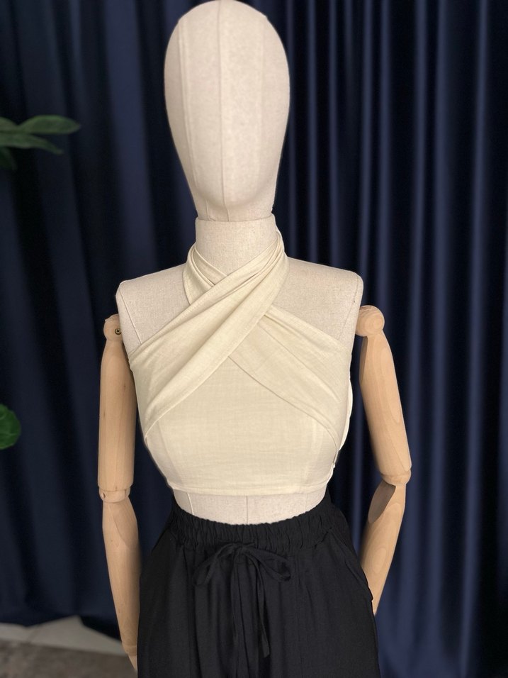 Siyah Drapeli Straplez Kadın Crop Top - Görsel 3