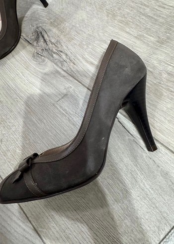 Kahverengi Süet Stiletto Kadın Ayakkabı - Görsel 3