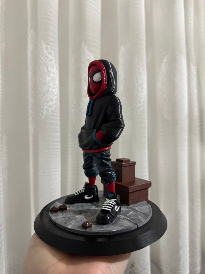 Miles Morales Spiderman - Görsel 3