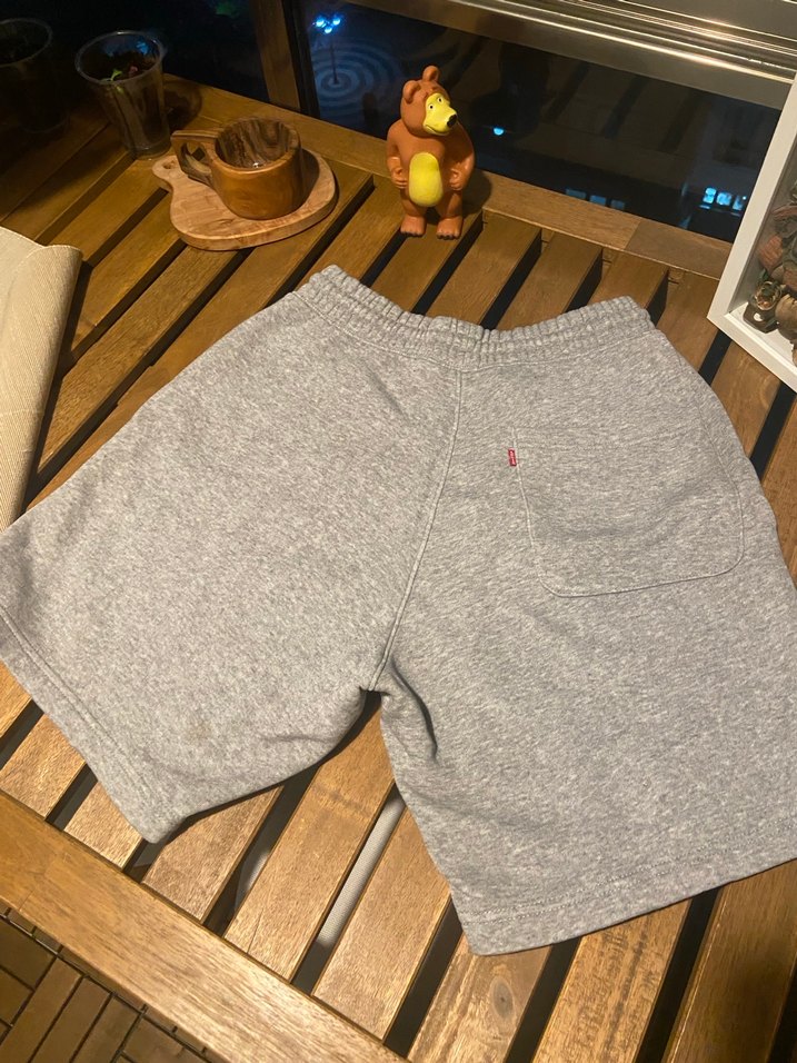 Levi's Gri Rahat Kesim Mini Şort - Görsel 4